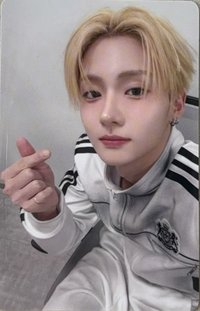 迷一 yzy 線上2.0 簽售卡 