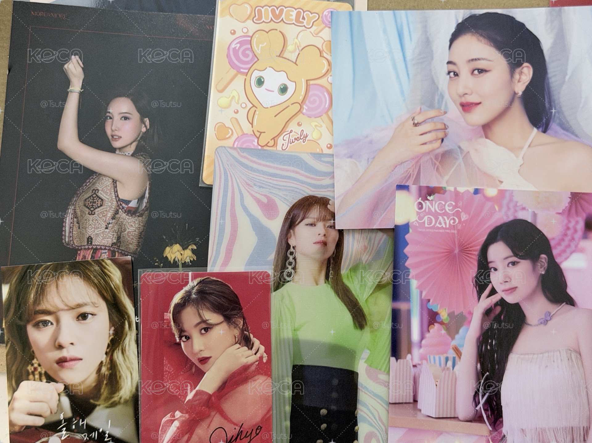（現貨整圖出含8支扇子 全新未拆餅乾娃）TWICE 志效 lovelys jively 娃娃 扇子