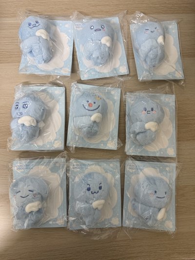 SS10安可 手燈娃