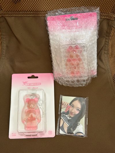 TWICE 庫柏力克熊