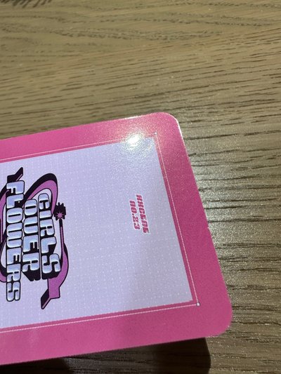 🐳 NMIXX 格子嫄（卡背有對光瑕可接受再下標）