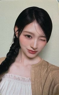 HOLLYS 代言卡 