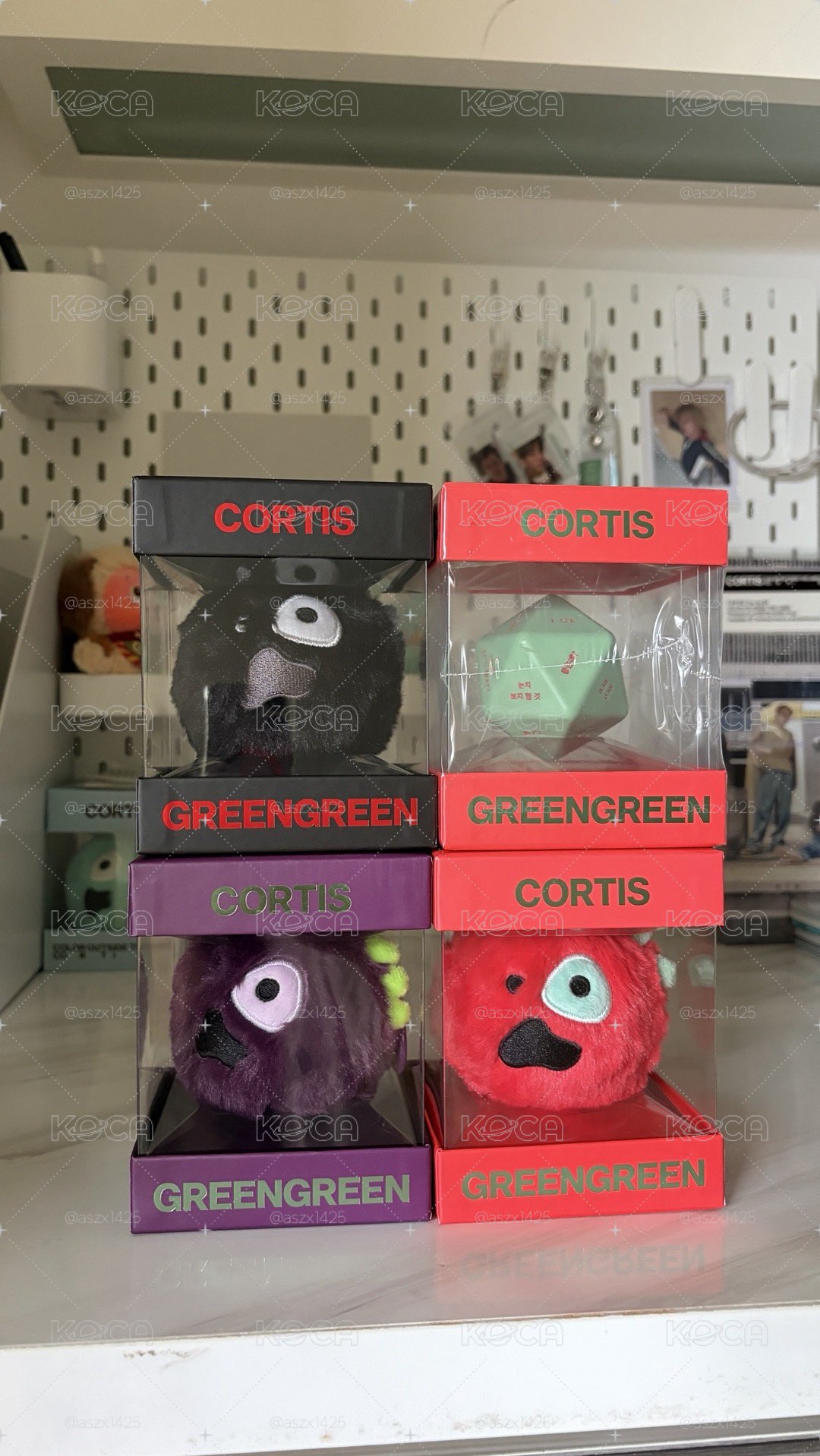 Cortis 一套球磚（刮卡⚫️🔴主訓+🟣馬丁）