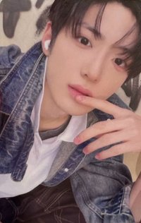 迷一 yzy 簽售卡 