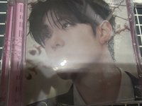 無瑕疵未拆（贈卡+貼紙）