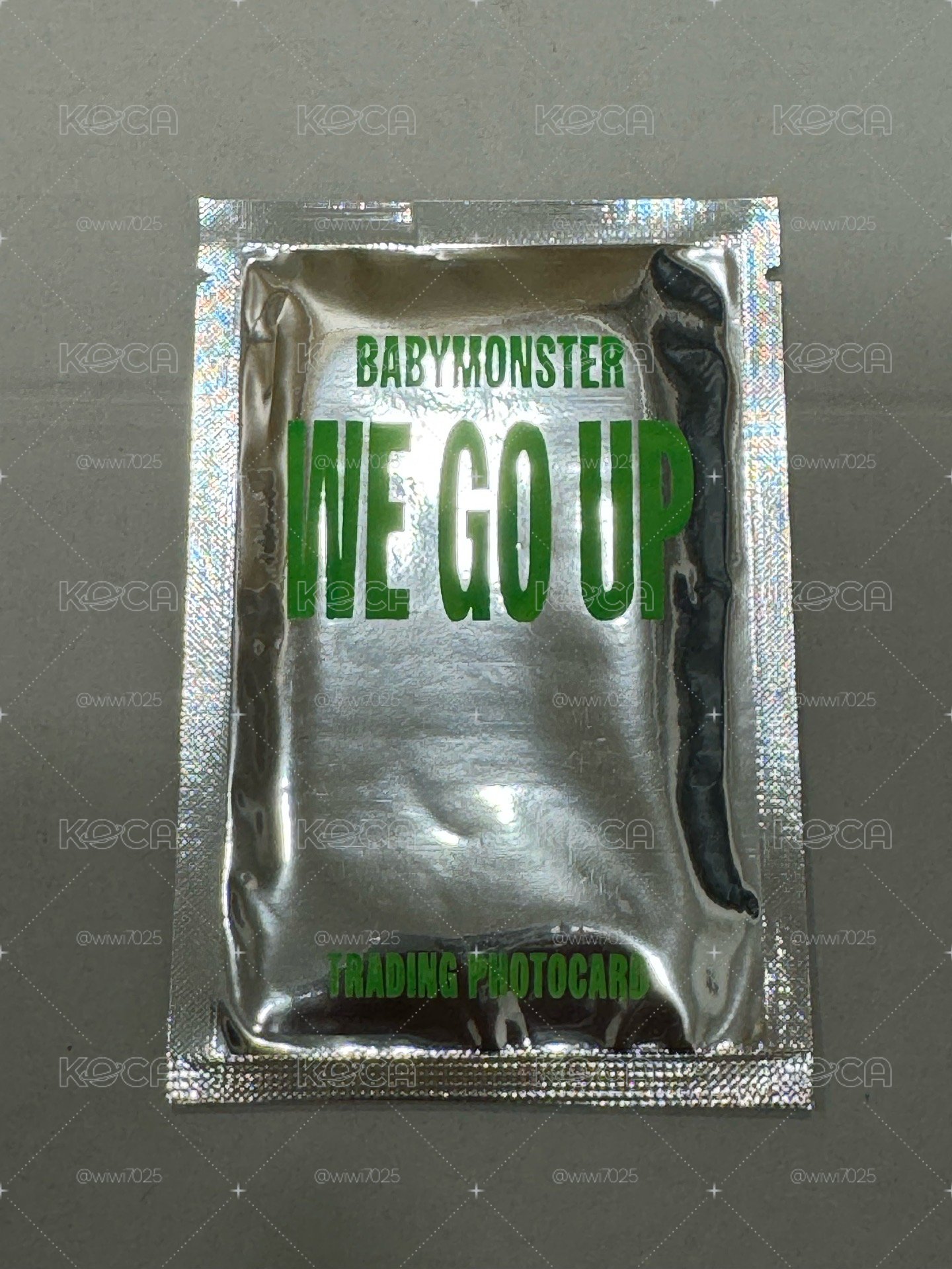 WE GO UP 未拆卡包 