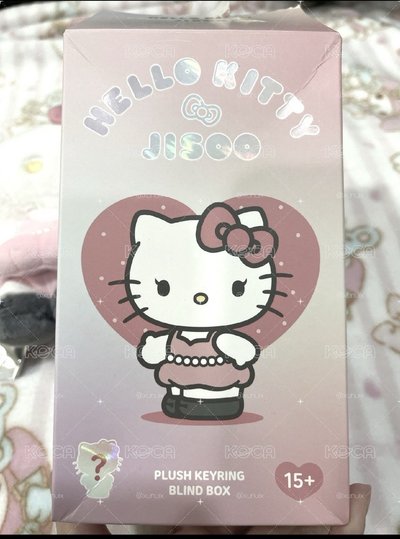 jisoo聯名kitty吊飾娃娃（粉）