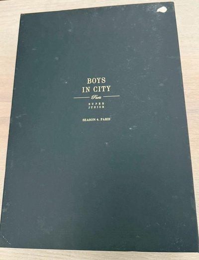 Super Junior 7週年寫真書Boys in City Season 4_Paris