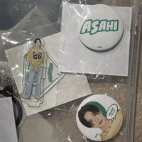 🤖小立牌+兩顆小徽章