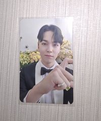 專輯卡（VERNON）