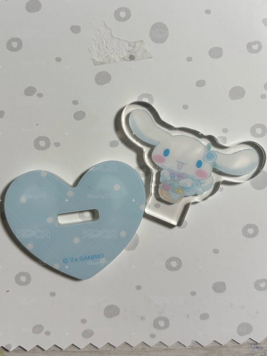大耳狗立牌hello kitty 快閃店週邊