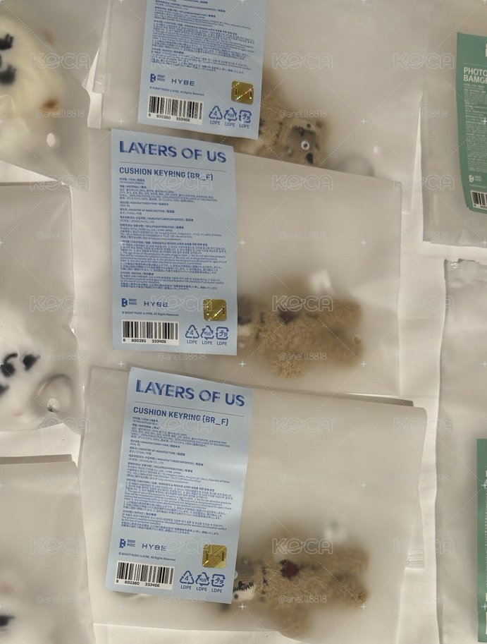 LAYER OF US 展覽小熊