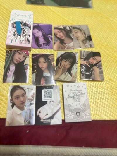 NewJeans haerin 雜誌+墊板不拆售(Billboard KOREA 雜誌 ｜手機殼