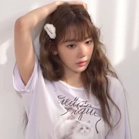 直井怜頰肉