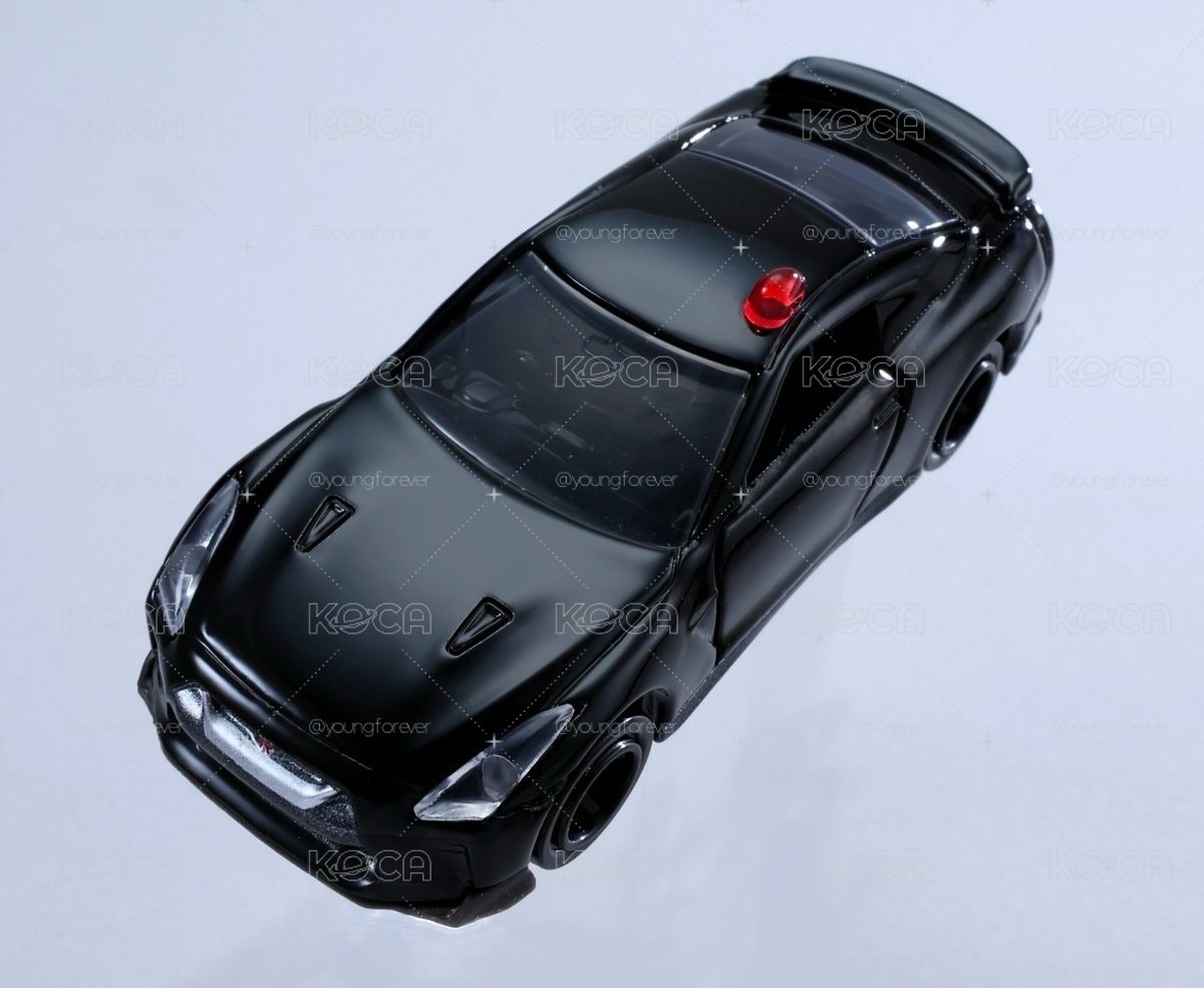 多美小汽車TOMICA的日產NISSAN GT-R覆面巡邏車（Police Braver ZERO）