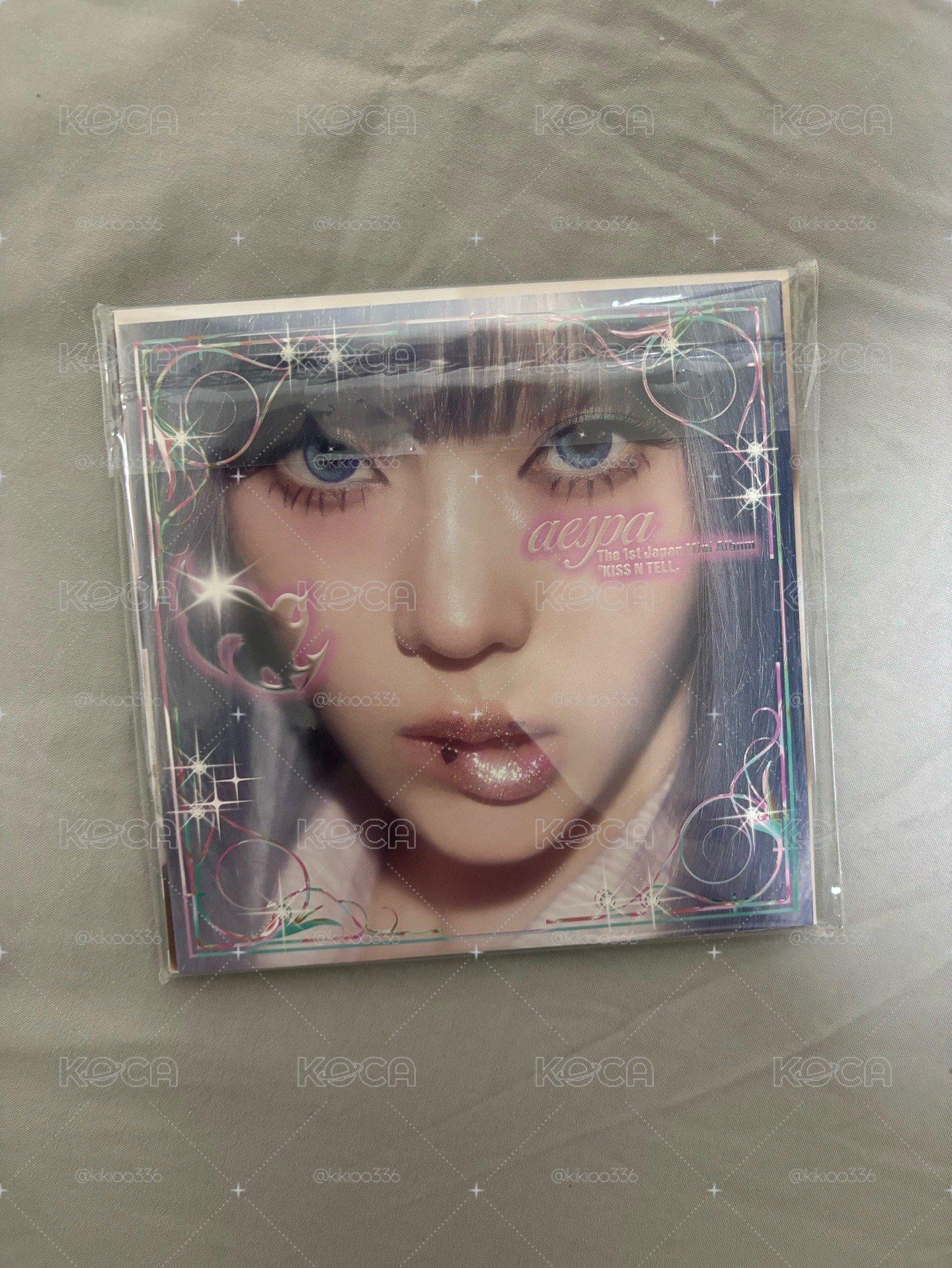 日版Aespa-日本第一張迷你專輯［Kiss N Tell]poster版 冬天Witer封面 空專