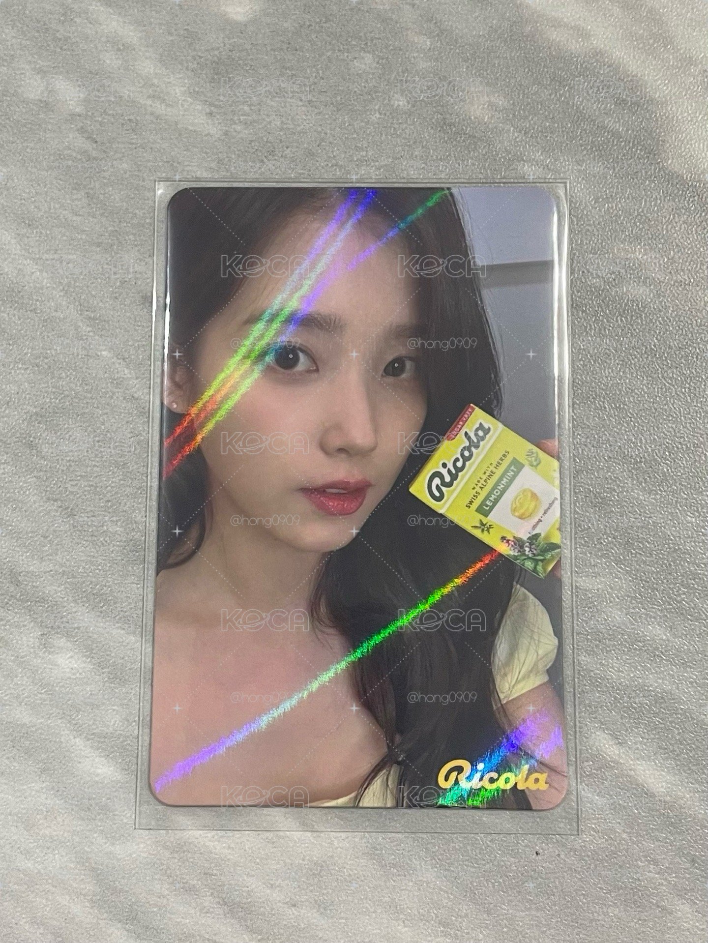 IU