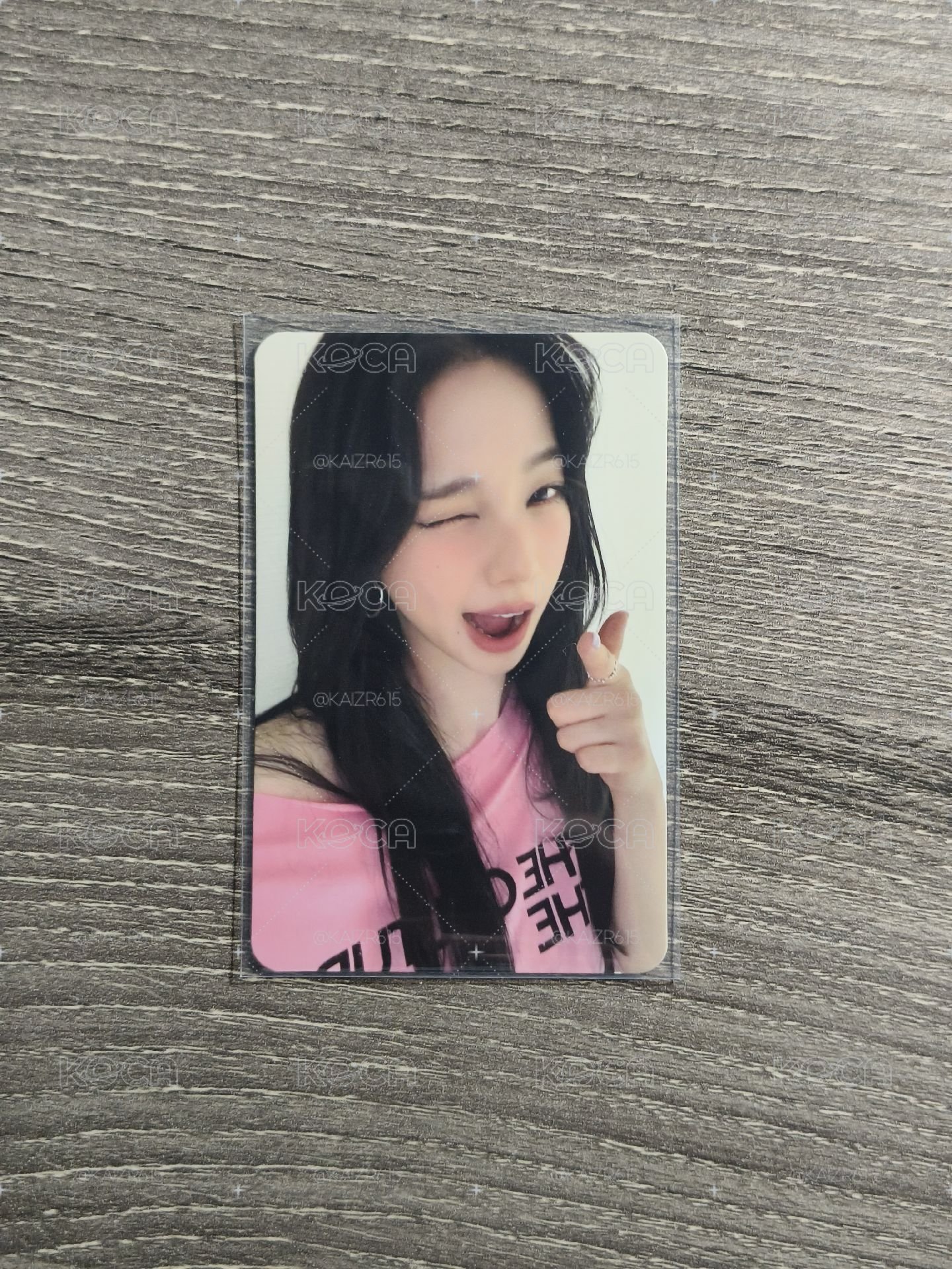 萌萌的眨眼柚 中背