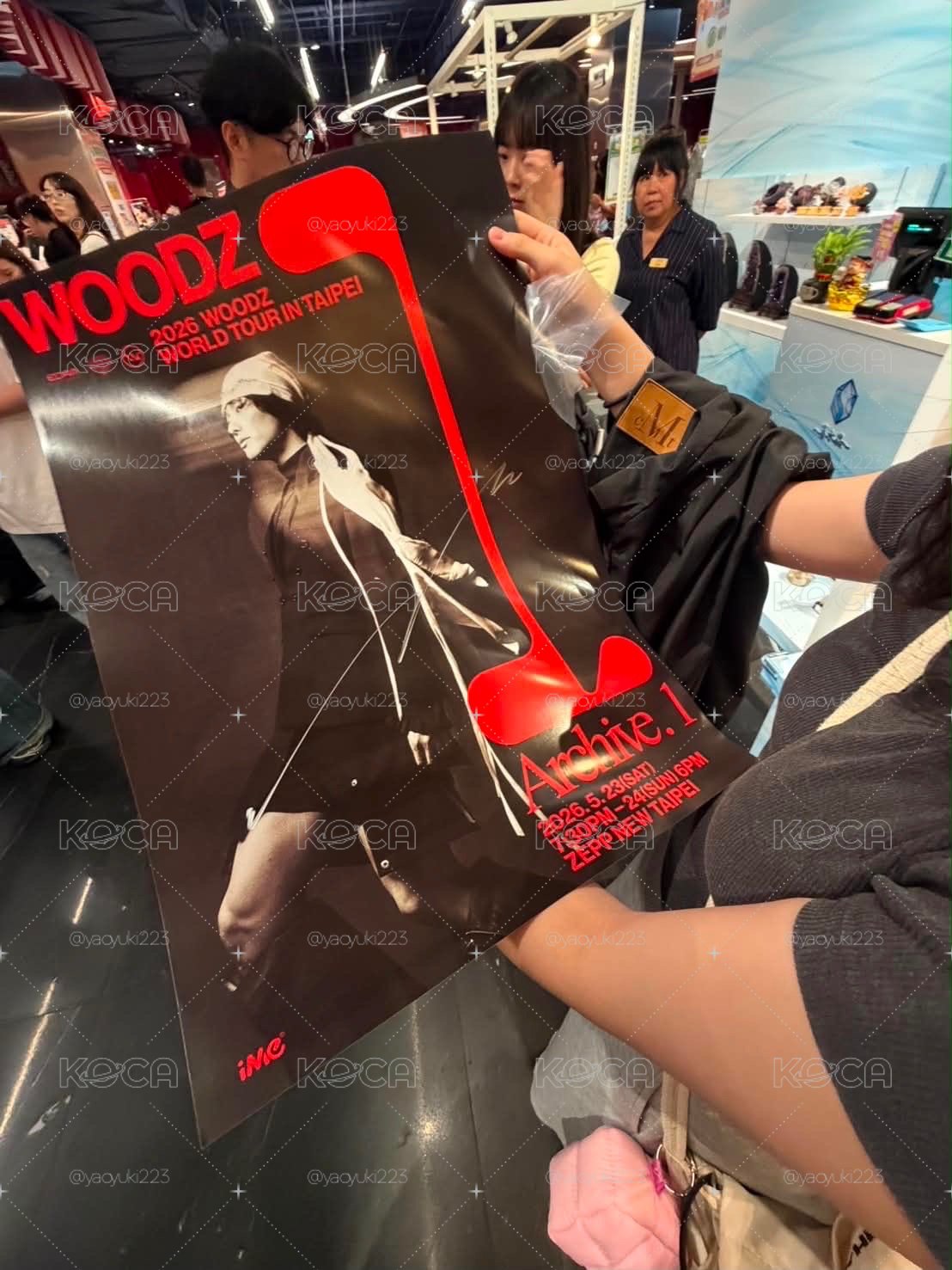 Woodz 台北場親簽海報