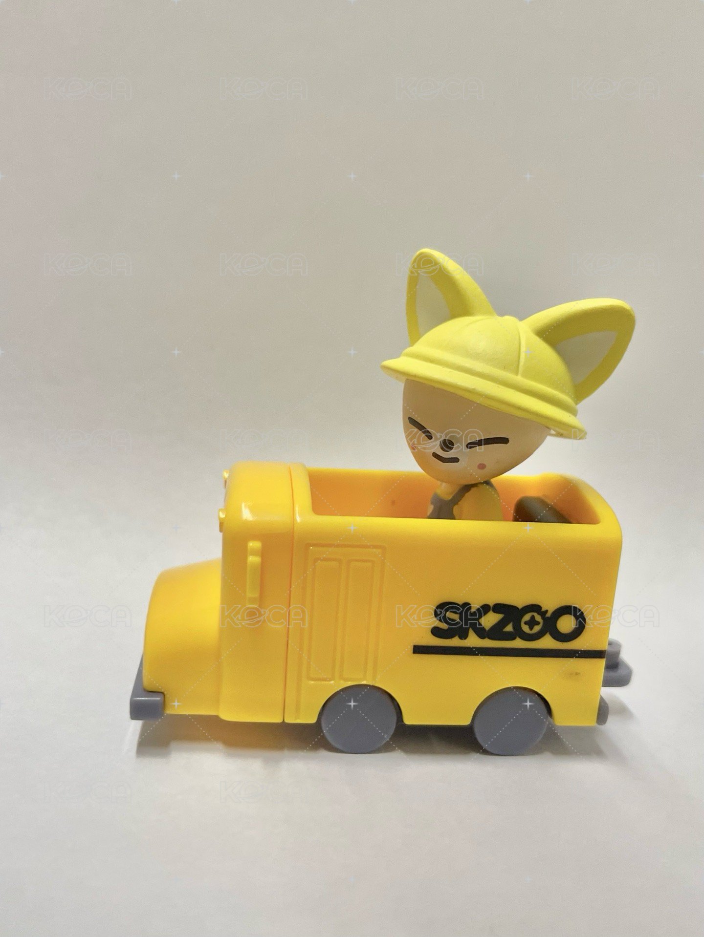 FoxI.Ny BANDAI 公仔 