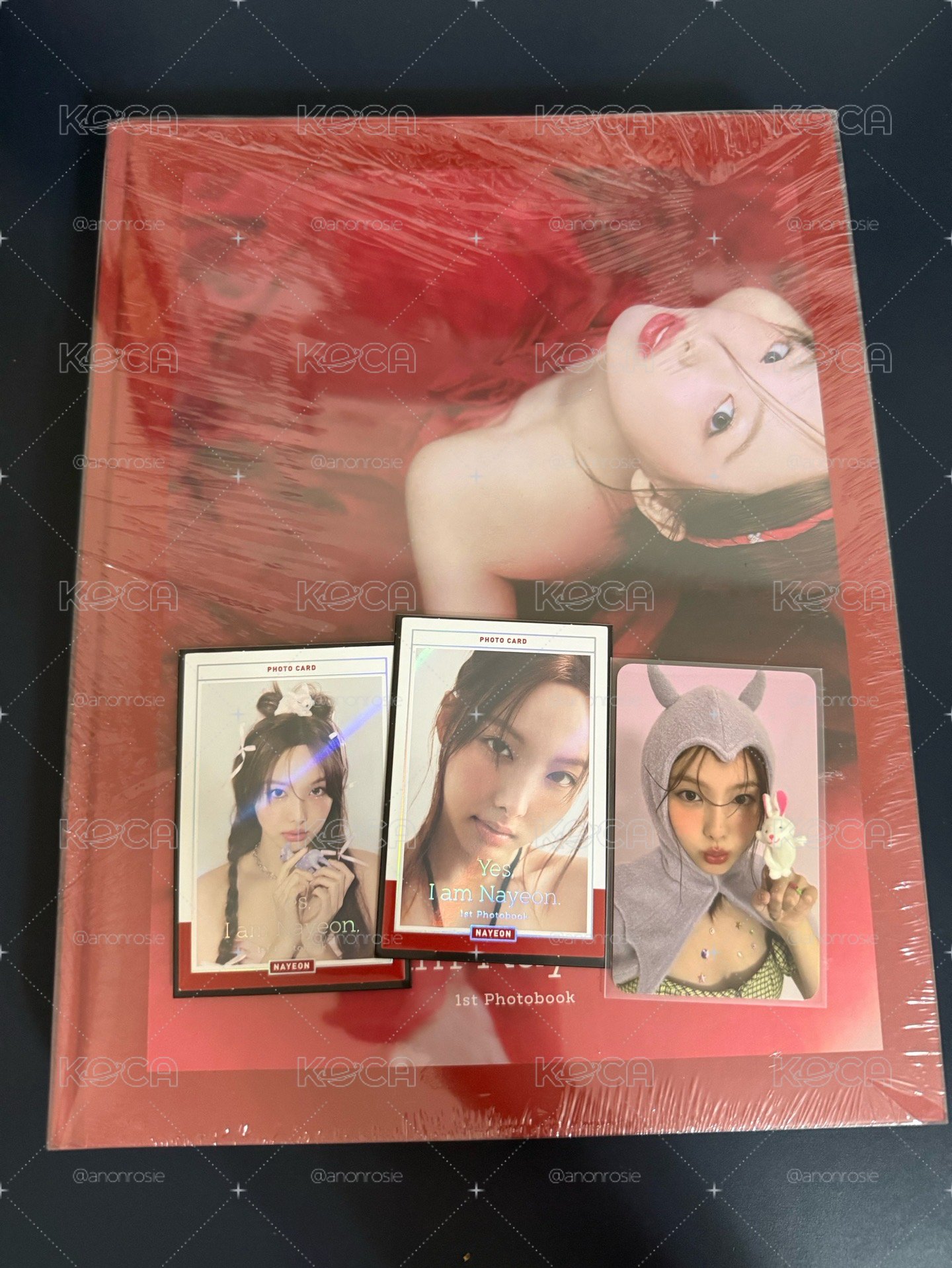 TWICE Yes I am Nayeon Burgundy 寫真書
