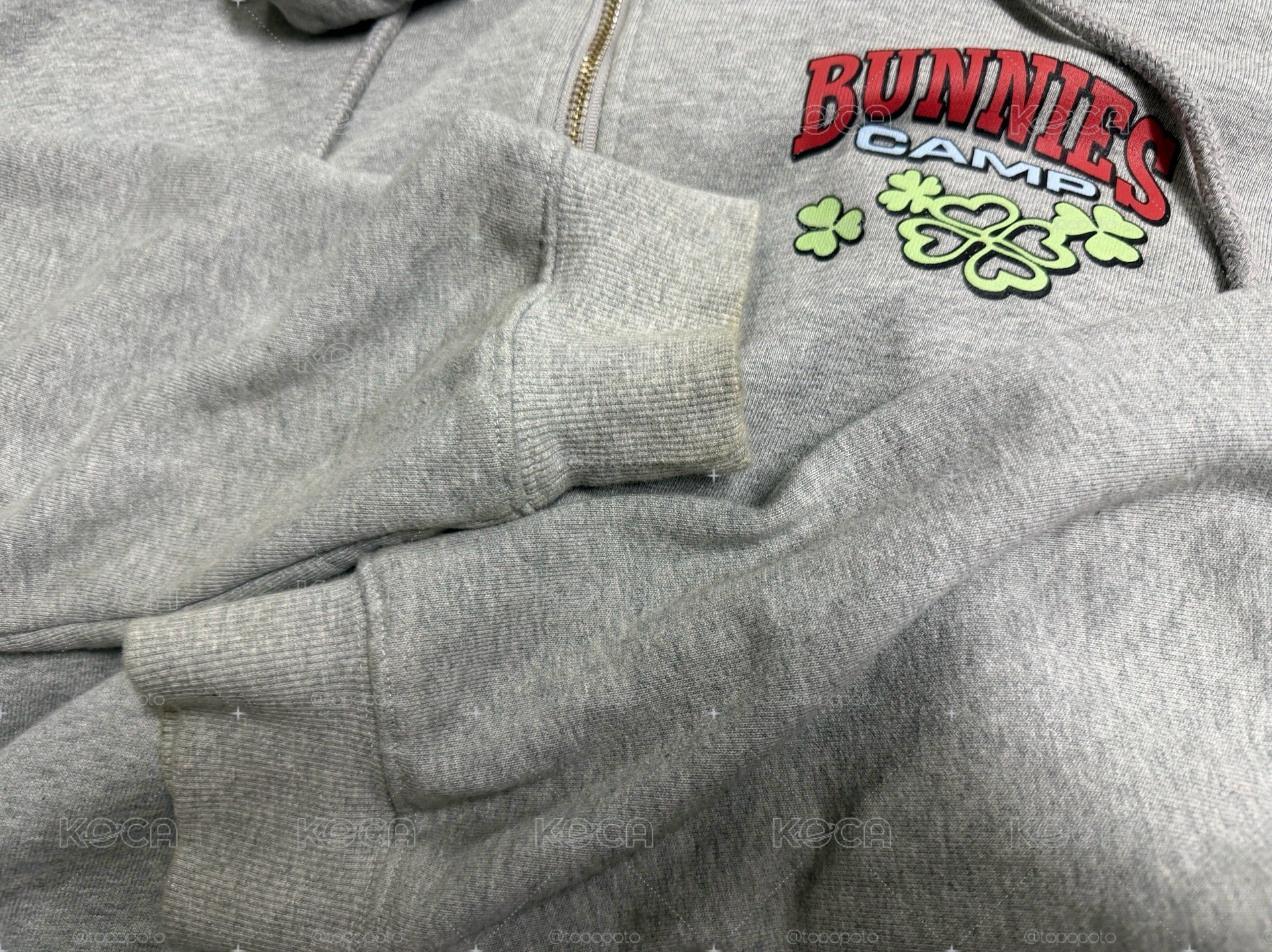 NewJeans 2023 Bunnies Camp 灰色外套 M號 二手(有穿過兩三次並下水洗過) 袖口黃掉 