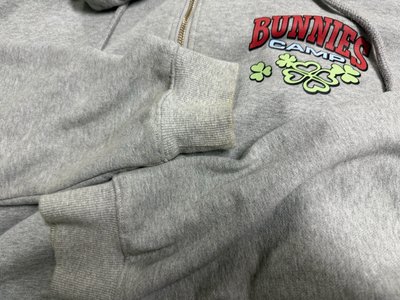 NewJeans 2023 Bunnies Camp 灰色外套 M號 二手(有穿過兩三次並下水洗過) 袖口黃掉 