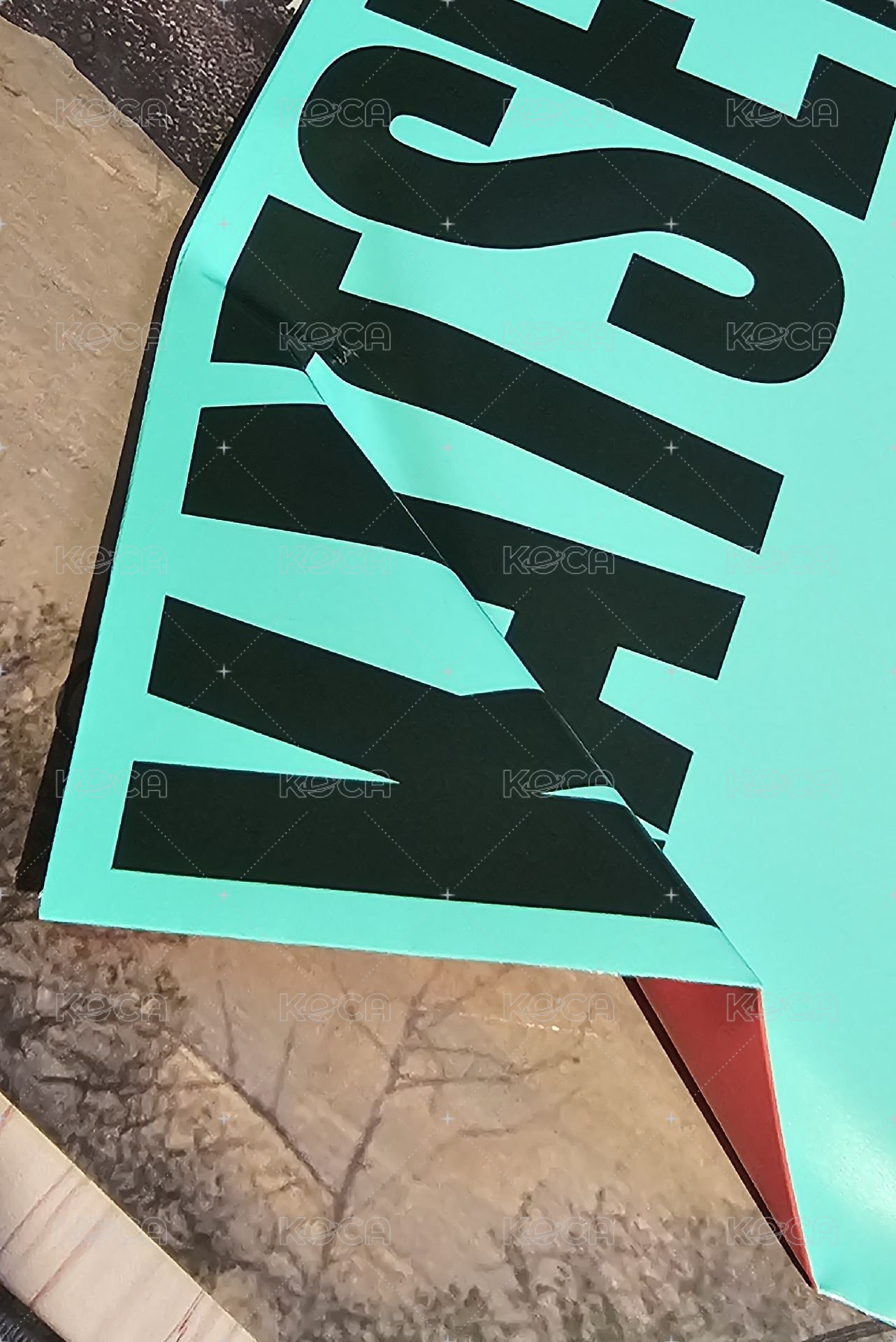 隨機簽名膠🫴🏼算嚴重廠損(有小卡)