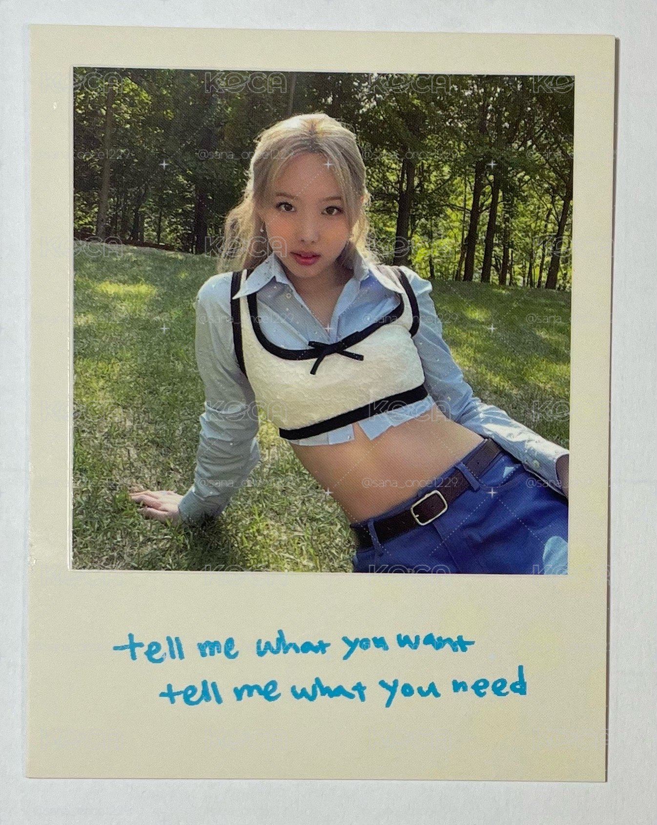 TWICE專輯內容物