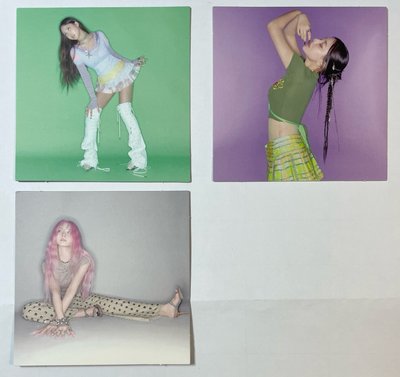 TWICE專輯內容物
