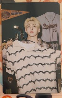 迷11衣服哲