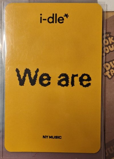 We are 凝視妮
