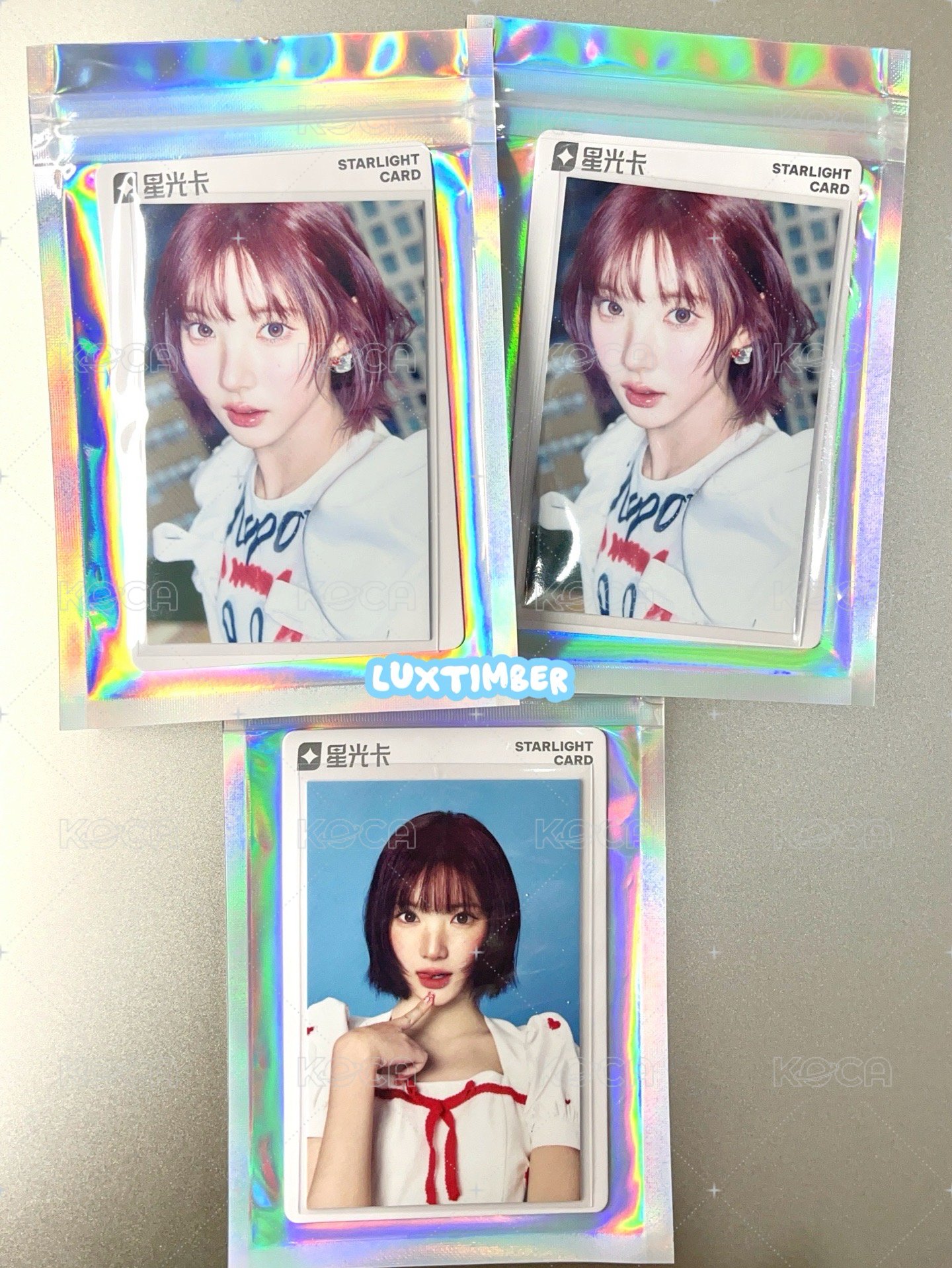 Jiwoo側身+藍底