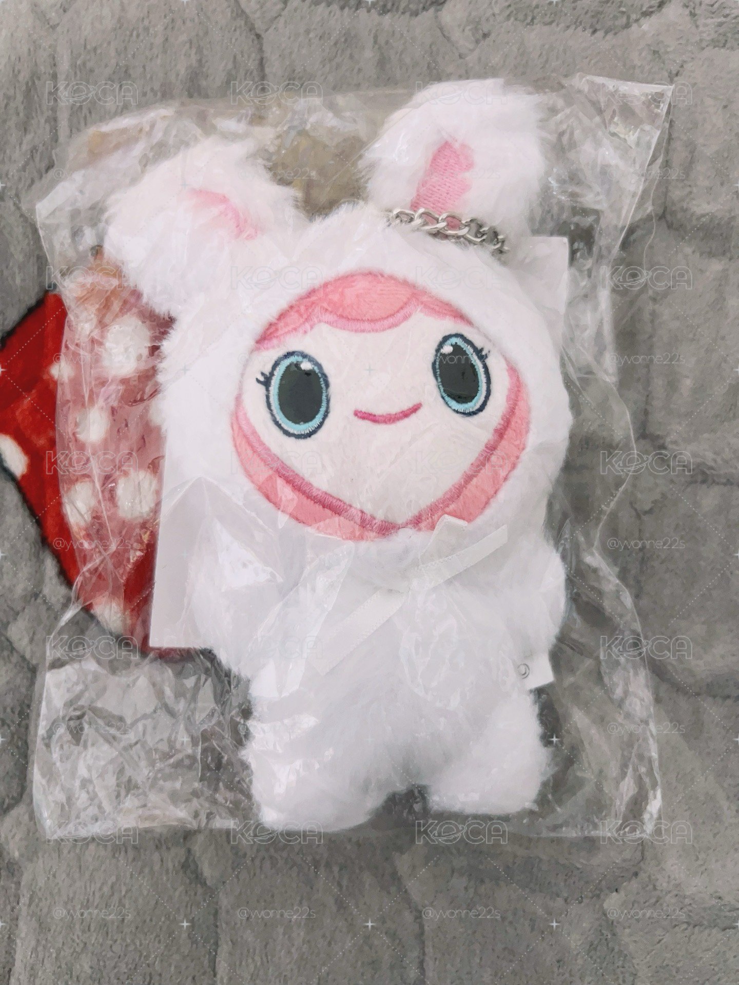 MOMO 桃 兔娃