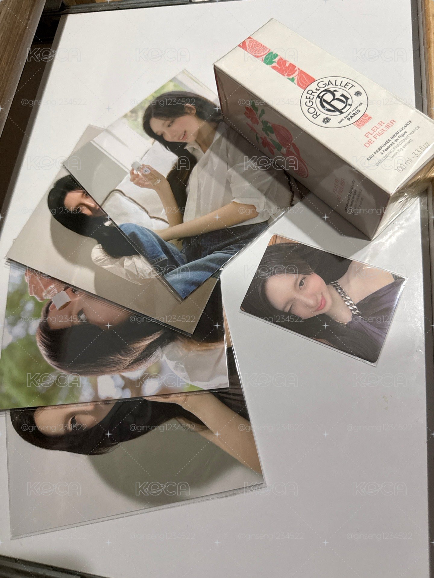 Roger & Gallet （無花果）香水+明信片一套 小卡一張