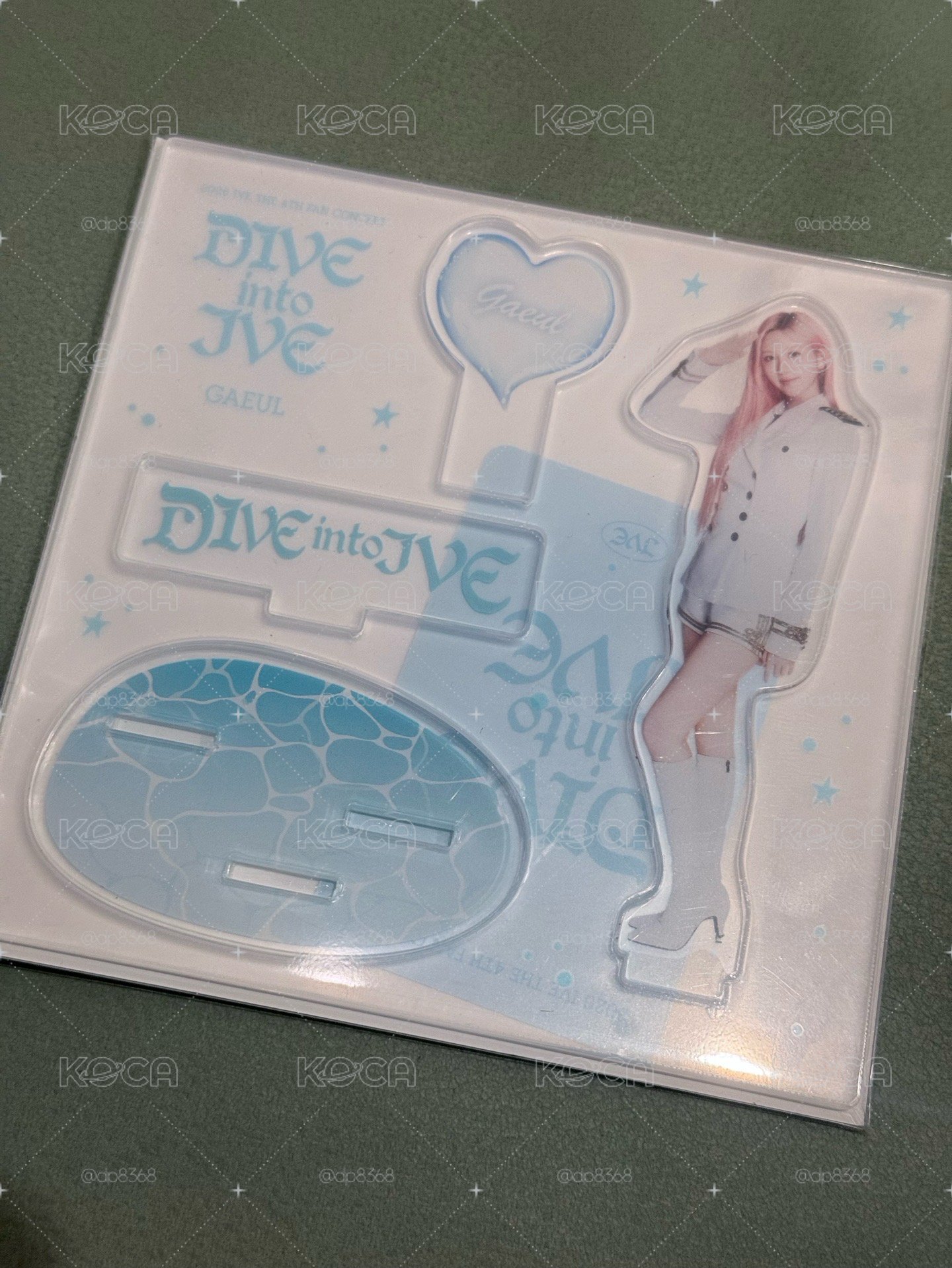 秋天 26 FC Dive into IVE 立牌
