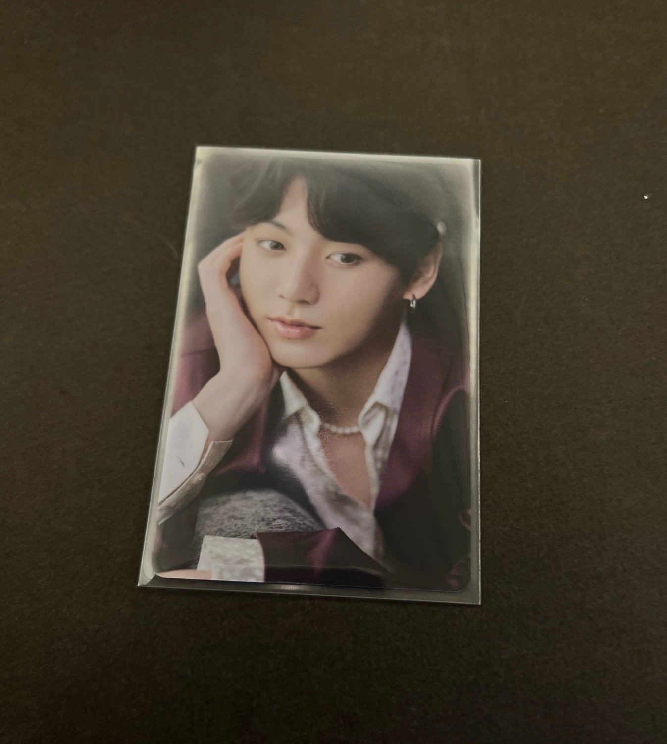 BTSXDICON 酒紅色西裝柾國