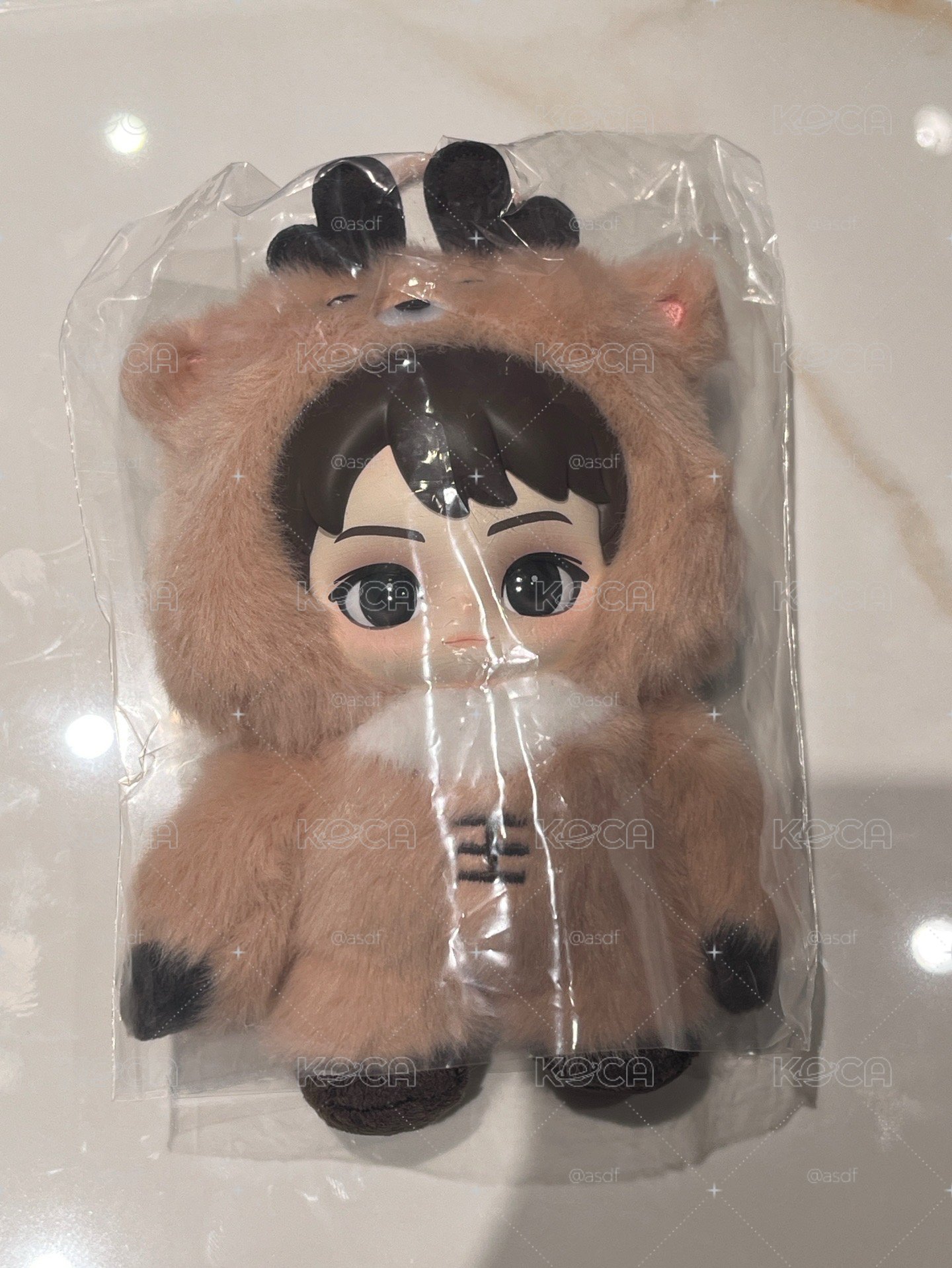 成燦泡泡瑪特娃