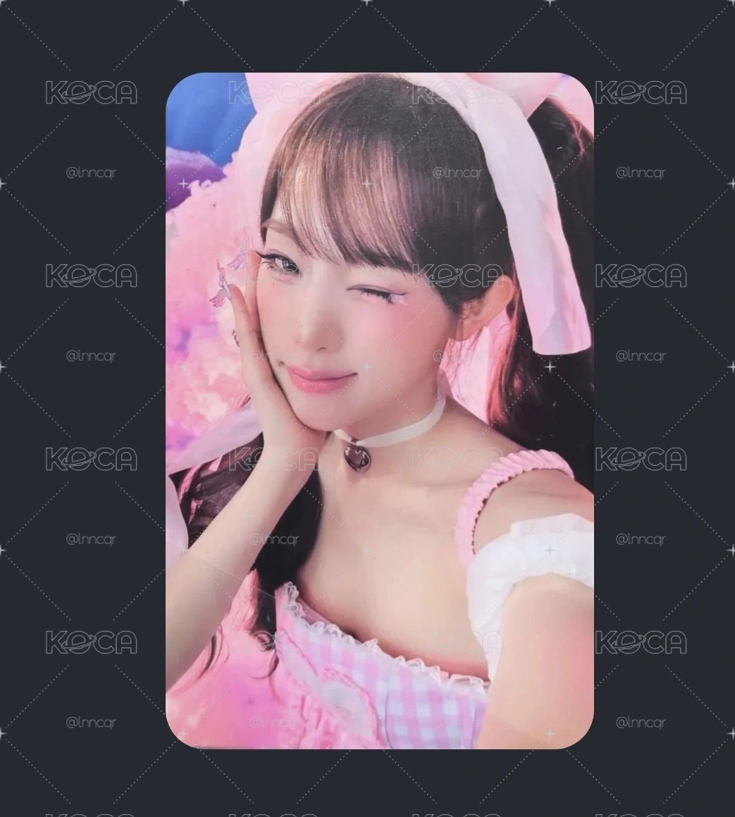YENA 打歌卡 week1 粉衣