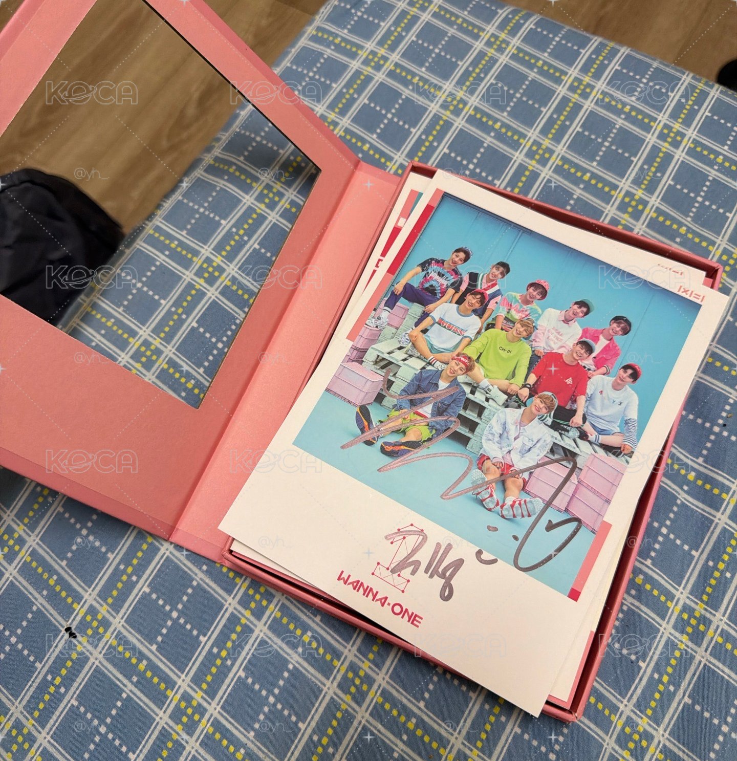 Wannaone 出道專 智聖親簽