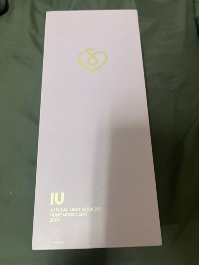 IU 李知恩 二代手燈