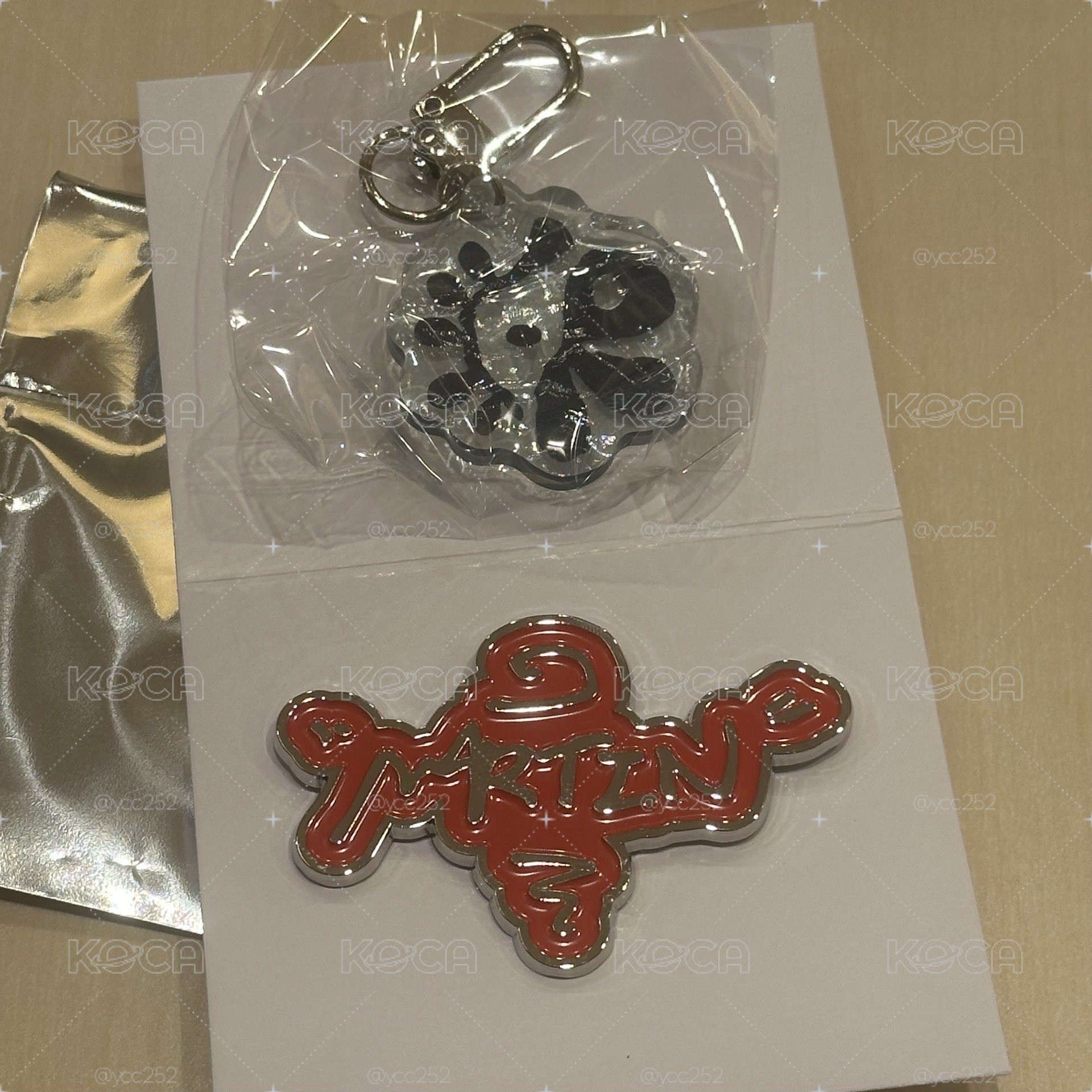 日巡場週 馬丁徽章+LOGO扭蛋（透色）