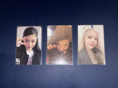 BLACKPINK JENNIE ROSÉ絕版娃娃 小卡盤 請詳閱賣場完整敘述
