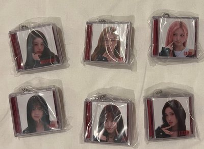 萬代x IVE2.0 CD吊飾 