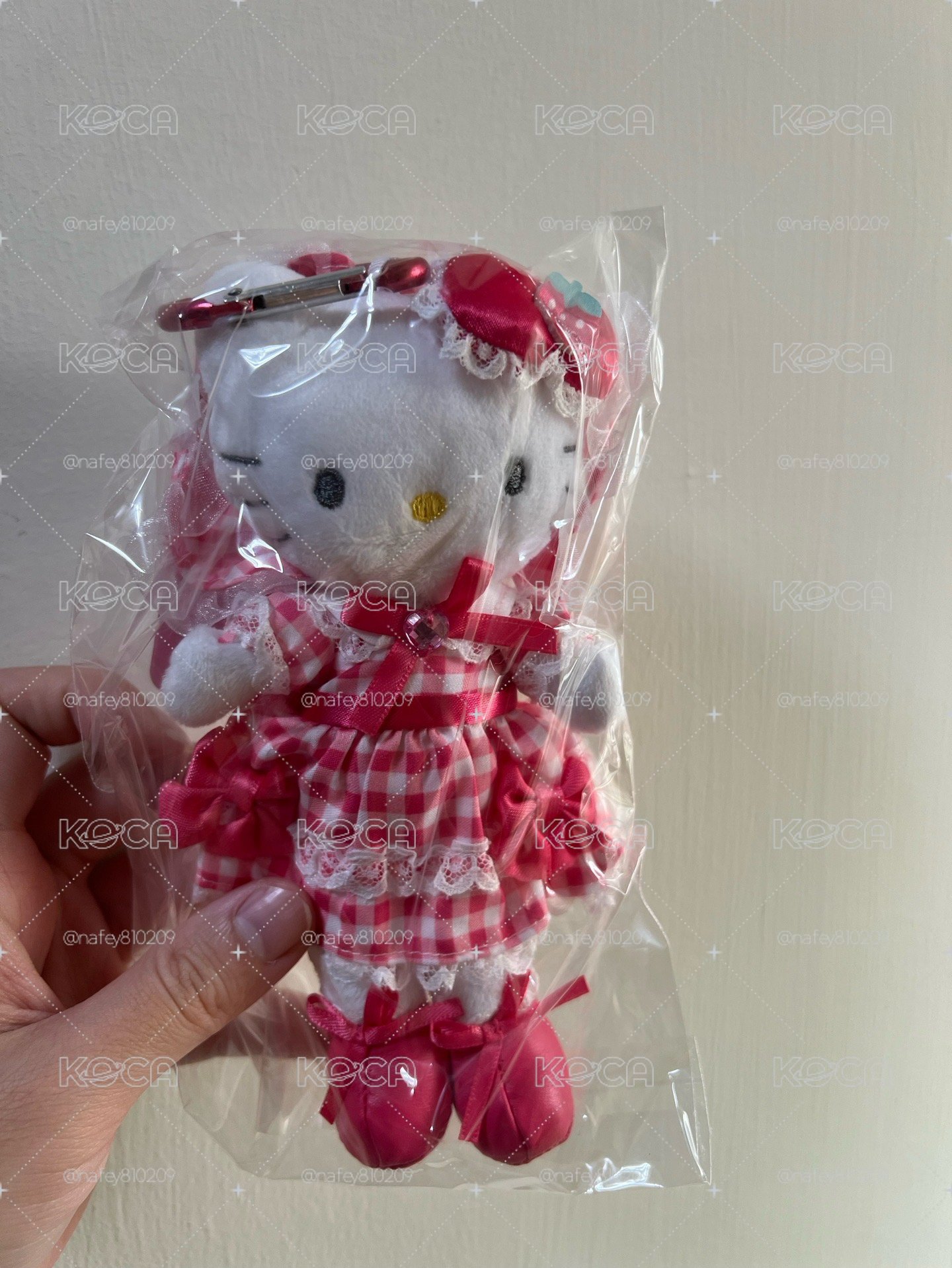 日本帶回 正版 全新 長腿kitty 蘿莉塔紅色