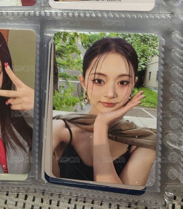 solo黑衣捧臉