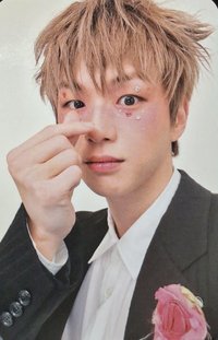 迷6 𝐆𝐥𝐨𝐰 𝐭𝐨 𝐇𝐚𝐳𝐞 專輯卡 