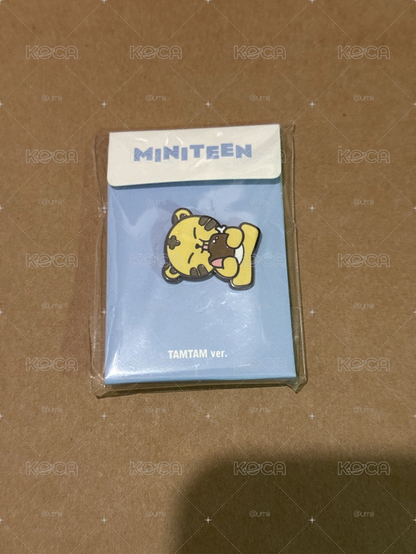 榮 MINITEEN 別針襟章 