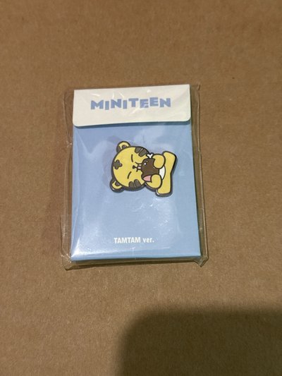 榮 MINITEEN 別針襟章