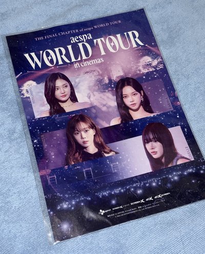 World Tour電影 日本A4小海報